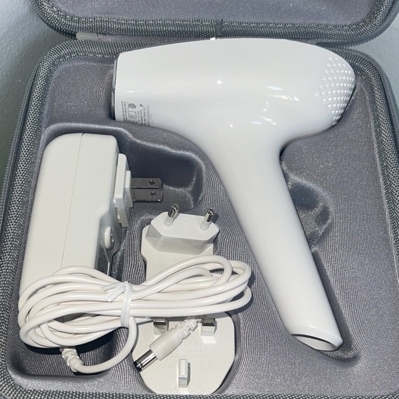 NEW Silk’n BellaFlash Pro IPL Laser Permanent Hair Removal Sys Device Women Men - Picture 8 of 16